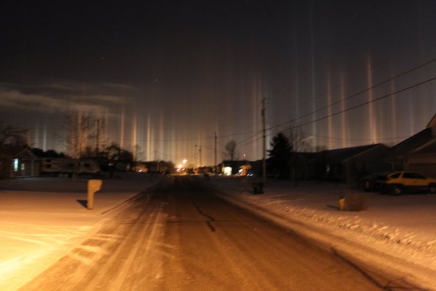 LIGHTS IN MANSFIELD, OH